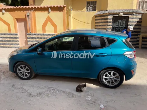 Ford Fiesta 2019 Turquoise Automatic Used for Sale in Greater Cairo ( Cairo + Giza) - 4