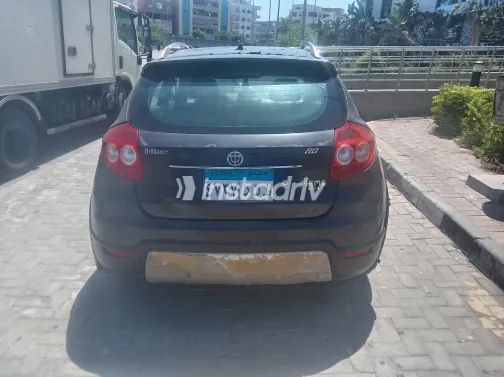 Brilliance FRV Cross 2010 Black Manual Used for Sale in Greater Cairo ( Cairo + Giza) - 4
