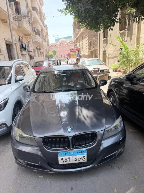 BMW 320 2011 Dark Gray Automatic Used for Sale in Greater Cairo ( Cairo + Giza) - 6