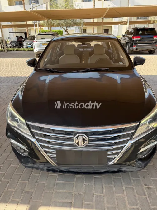 ام جى 5 2021 أسود CVT مستعملة للبيع في القاهرة الكبرى ( القاهرة - الجيزة) - 3