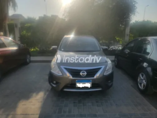 Nissan Sunny 2016 Bronze Manual Used for Sale in Greater Cairo ( Cairo + Giza) - 1