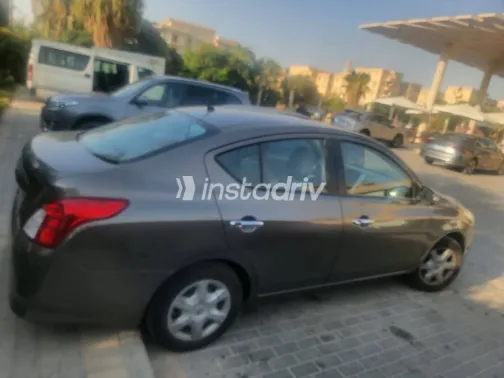 Nissan Sunny 2016 Bronze Manual Used for Sale in Greater Cairo ( Cairo + Giza) - 2