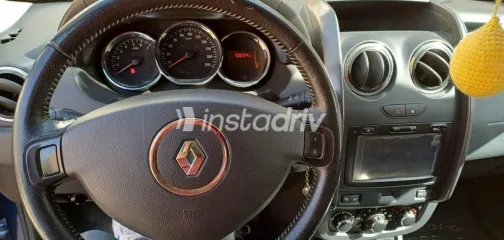 Renault Duster 2018 White Automatic Used for Sale in Greater Cairo ( Cairo + Giza) - 9