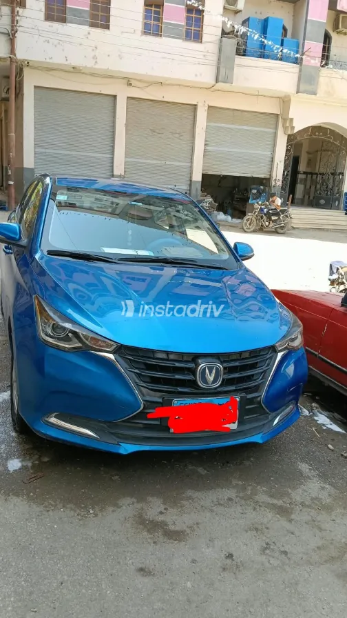 شانجان V7 2022 أزرق يدوي مستعملة للبيع في القاهرة الكبرى ( القاهرة - الجيزة) - 1