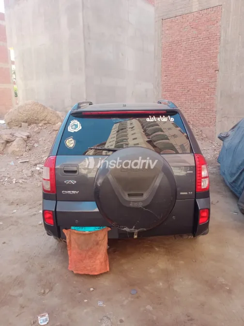 Chery Tiggo 3 2019 Dark Gray Manual Used for Sale in Greater Cairo ( Cairo + Giza) - 7