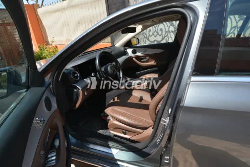 Mercedes E 200 2022 Gray Automatic Used for Sale in Greater Cairo ( Cairo + Giza) - 7