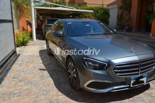 Mercedes E 200 2022 Gray Automatic Used for Sale in Greater Cairo ( Cairo + Giza) - 9