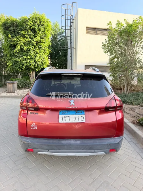 Peugeot 2008 2018 Red Automatic Used for Sale in Greater Cairo ( Cairo + Giza) - 4