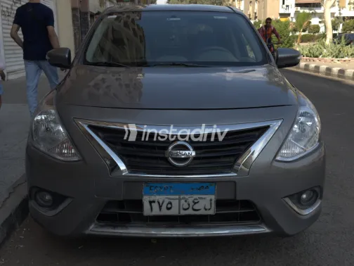 Nissan Sunny 2020 Champagne Automatic Used for Sale in Greater Cairo ( Cairo + Giza) - 4
