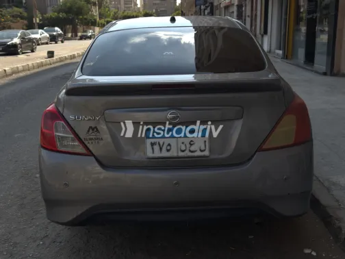 Nissan Sunny 2020 Champagne Automatic Used for Sale in Greater Cairo ( Cairo + Giza) - 6