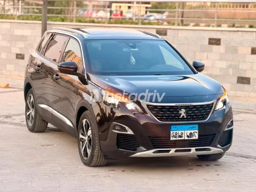 Peugeot 5008 2018 Black Automatic Used for Sale in Greater Cairo ( Cairo + Giza) - 2