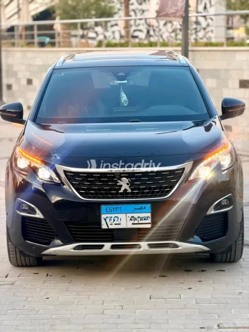 Peugeot 5008 2018 Black Automatic Used for Sale in Greater Cairo ( Cairo + Giza) - 4