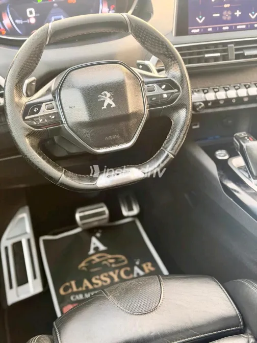 Peugeot 5008 2018 Black Automatic Used for Sale in Greater Cairo ( Cairo + Giza) - 8