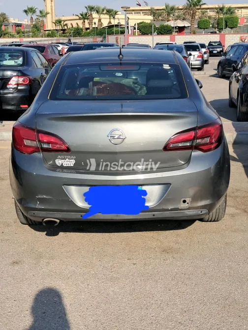 Opel Astra 2021 Gray Automatic Used for Sale in Greater Cairo ( Cairo + Giza) - 2