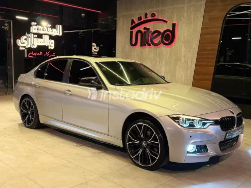 BMW 320 2016 Silver Automatic Used for Sale in Greater Cairo ( Cairo + Giza) - 5