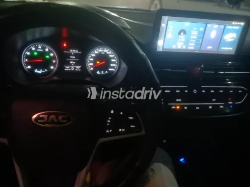 جي أي سي GS4 2020 أحمر غامق أوتوماتيك مستعملة للبيع في 6 أكتوبر - 4
