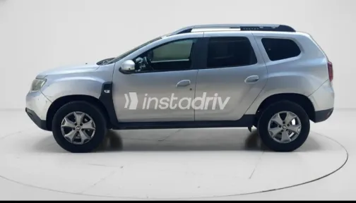 Renault Duster 2019 Silver Automatic Used for Sale in Greater Cairo ( Cairo + Giza) - 2