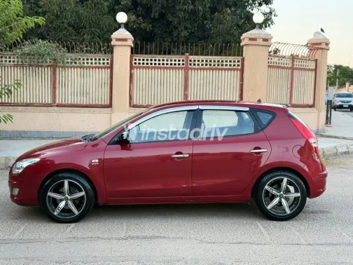 هيونداي I30 2008 أبيض أوتوماتيك مستعملة للبيع في القاهرة الكبرى ( القاهرة - الجيزة) - 1