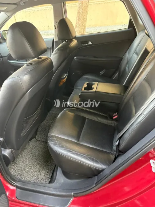 هيونداي I30 2008 أبيض أوتوماتيك مستعملة للبيع في القاهرة الكبرى ( القاهرة - الجيزة) - 2