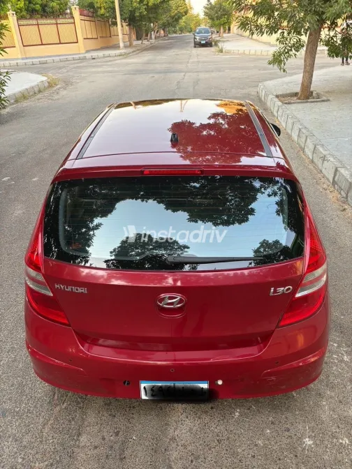 هيونداي I30 2008 أبيض أوتوماتيك مستعملة للبيع في القاهرة الكبرى ( القاهرة - الجيزة) - 8