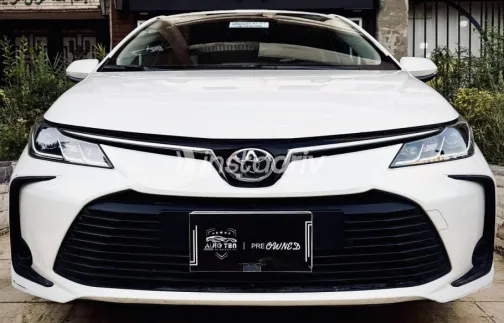 Toyota Corolla 2020 White Automatic Used for Sale in Nasr city - 1