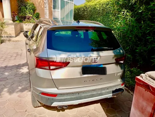 Seat Ateca 2019 Silver Automatic Used for Sale in Greater Cairo ( Cairo + Giza) - 5
