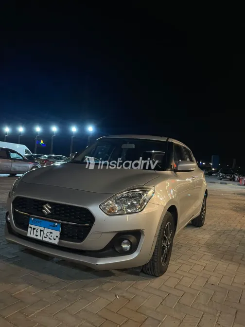 Suzuki Swift 2024 Silver Automatic Used for Sale in Greater Cairo ( Cairo + Giza) - 5
