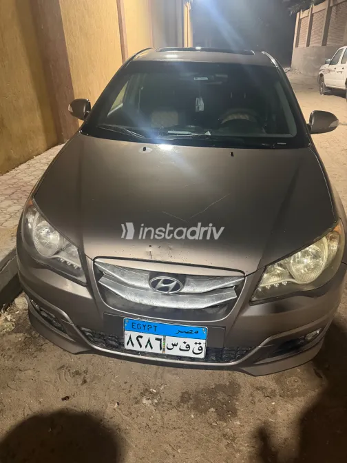 Hyundai Elantra HD 2018 Bronze Automatic Used for Sale in Greater Cairo ( Cairo + Giza) - 5