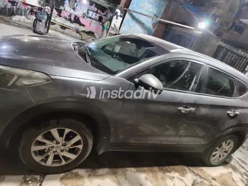 Hyundai Tucson 2020 Gray Automatic Used for Sale in Greater Cairo ( Cairo + Giza) - 4