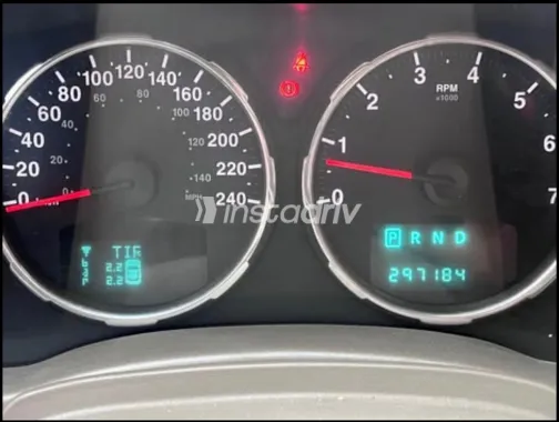 جيب ليبيرتى 2009 رمادي أوتوماتيك مستعملة للبيع في القاهرة الكبرى ( القاهرة - الجيزة) - 7