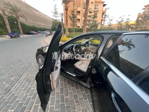 Mercedes C 180 2020 Black Automatic Used for Sale in Greater Cairo ( Cairo + Giza) - 3