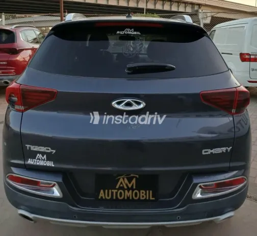 Chery Tiggo 7 2023 Black Automatic Used for Sale in Nasr city - 5
