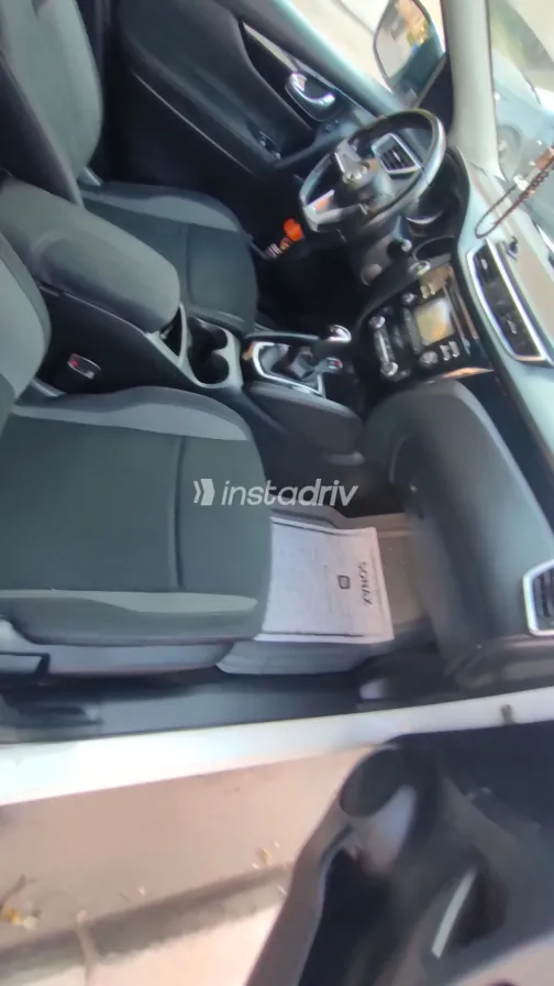 Nissan Qashqai 2019 White Automatic Used for Sale in Greater Cairo ( Cairo + Giza) - 4