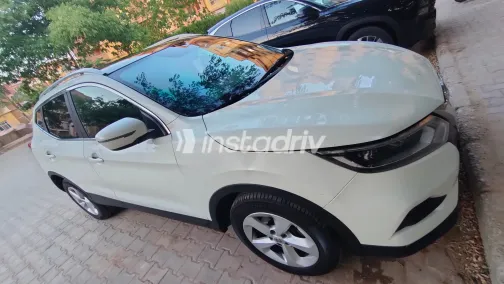 Nissan Qashqai 2019 White Automatic Used for Sale in Greater Cairo ( Cairo + Giza) - 10