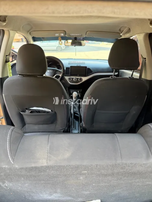 Kia Picanto 2013 Gold Automatic Used for Sale in Greater Cairo ( Cairo + Giza) - 6