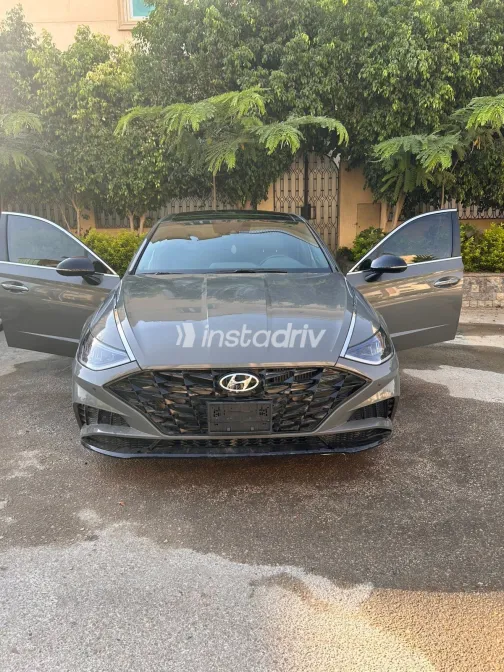 Hyundai Sonata 2023 Gray Automatic Used for Sale in Greater Cairo ( Cairo + Giza) - 1