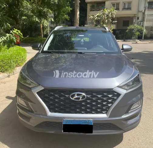 Hyundai Tucson 2020 Gray Automatic Used for Sale in Greater Cairo ( Cairo + Giza) - 3