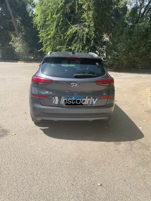 Hyundai Tucson 2020 Gray Automatic Used for Sale in Greater Cairo ( Cairo + Giza) - 4