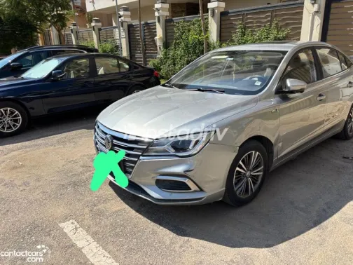 MG 5 2021 Silver Automatic Used for Sale in Greater Cairo ( Cairo + Giza) - 4