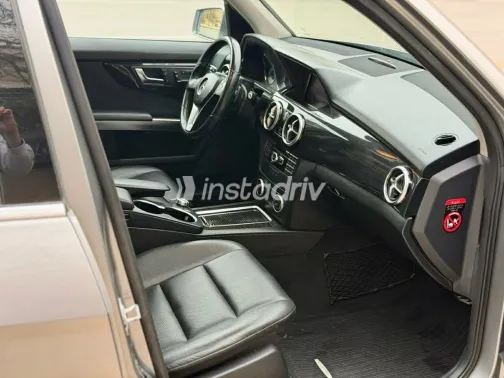Mercedes GLK 250 2014 Champagne Automatic Used for Sale in Greater Cairo ( Cairo + Giza) - 6