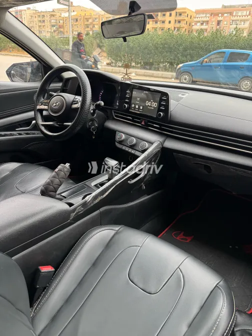 Hyundai Elantra CN7 2022 White Automatic Used for Sale in Greater Cairo ( Cairo + Giza) - 2