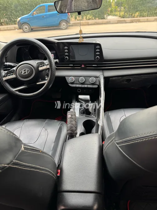 Hyundai Elantra CN7 2022 White Automatic Used for Sale in Greater Cairo ( Cairo + Giza) - 7