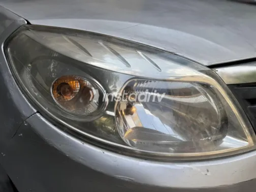 Renault Sandero 2014 Silver Automatic Used for Sale in Heliopolis - 10