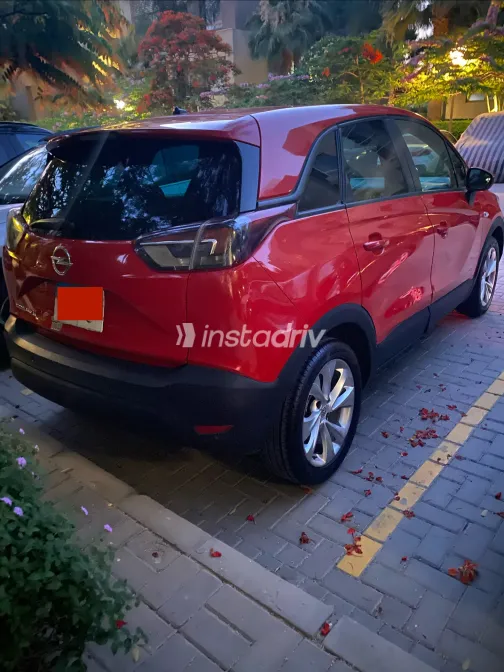 اوبل كروس لاند 2019 أحمر أوتوماتيك مستعملة للبيع في القاهرة الكبرى ( القاهرة - الجيزة) - 2