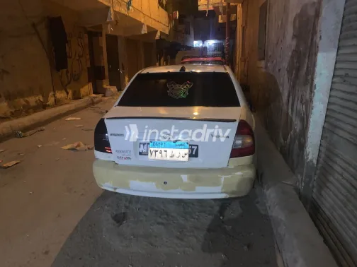 Hyundai Verna 2008 White Manual Used for Sale in Greater Cairo ( Cairo + Giza) - 6