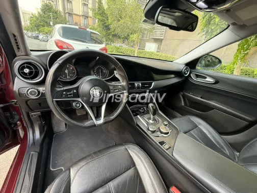 Alfa Romeo Giulia 2018 White Automatic Used for Sale in Greater Cairo ( Cairo + Giza) - 2