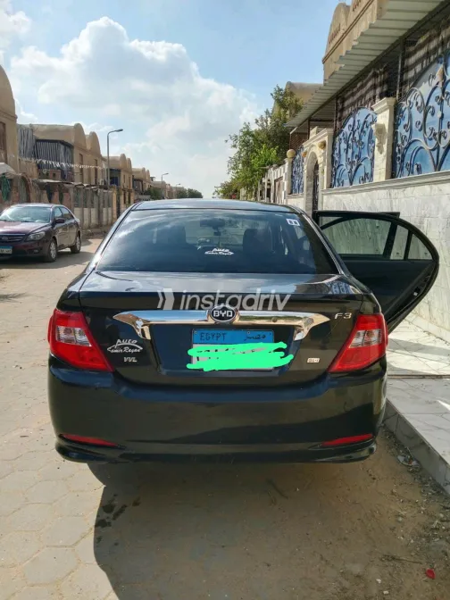 Byd F3 2025 Black Manual Used for Sale in Greater Cairo ( Cairo + Giza) - 3