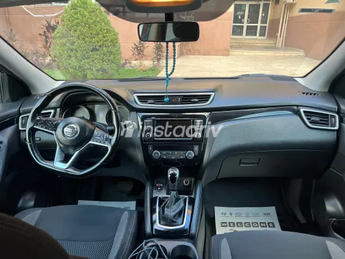 Nissan Qashqai 2021 White Automatic Used for Sale in Greater Cairo ( Cairo + Giza) - 5
