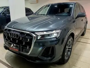 Audi Q7 2025 Gray Automatic Used for Sale in Heliopolis