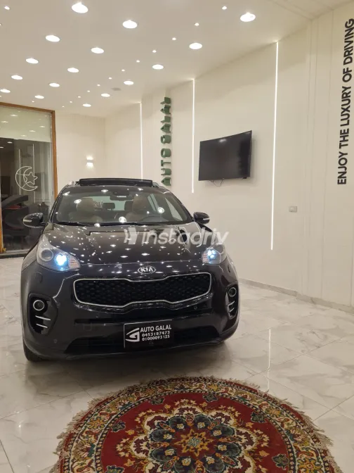 Kia Sportage 2018 Black Automatic Used for Sale in Greater Cairo ( Cairo + Giza) - 6